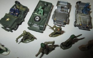 EKO escala H0 vehiculos militares y soldados