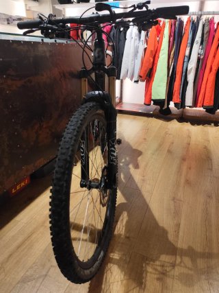 Bicicleta da Montagna Carbonio, marca Scott