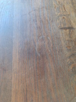 Cómoda antigua de madera