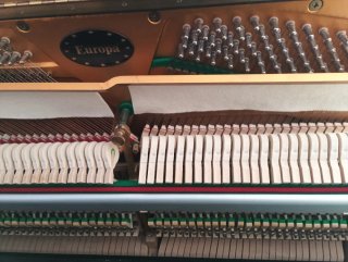 Piano Bechstein Serie Europa Año 1995