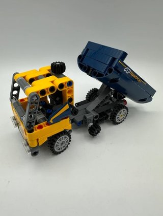 LEGO Technic 42147 Camioncino 2in1