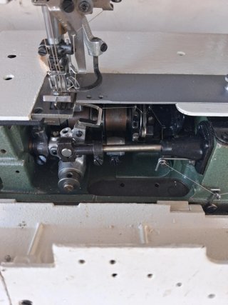 Máquina de coser Rimoldi 263