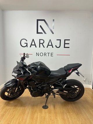 Kawasaki Z900 Full 2020 Negra