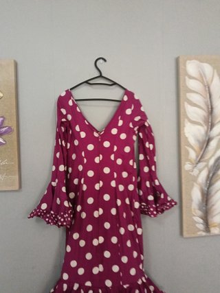 Traje de flamenca lunares en color beige y buganvi