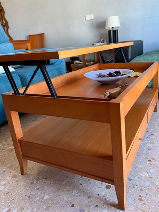 Mueble de comedor de madera