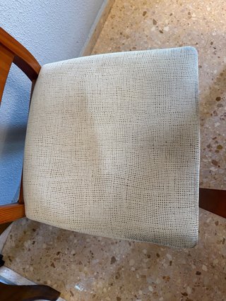 Mueble de comedor de madera