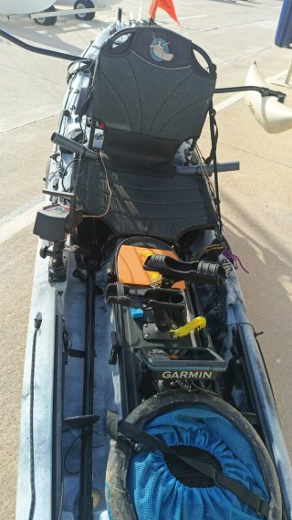Kayak pesca Galaxy Marlin 438 + motor y accesorios