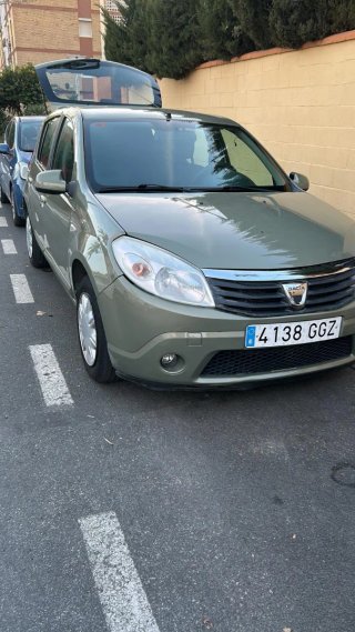 Dacia Sandero 2008