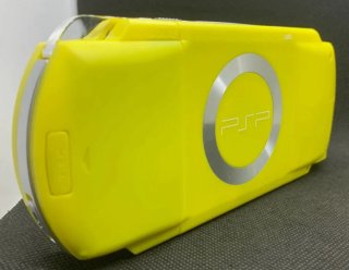 PSP 1000 Edición Amarilla + 32GB