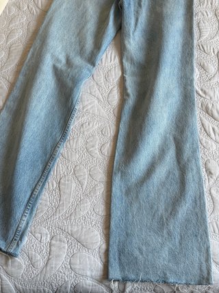 Pantalones vaqueros desgastados