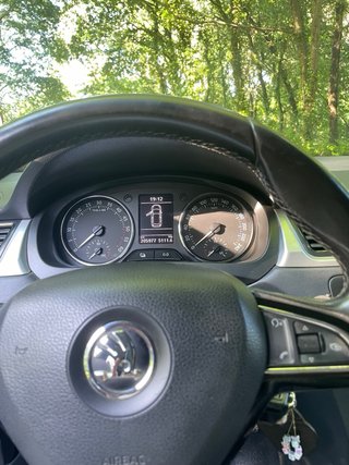Skoda Rapid Spaceback 1.6 TDI 105 CV — Impecable