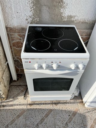 Frigorífico BRU 172cm + Cocina Fagor