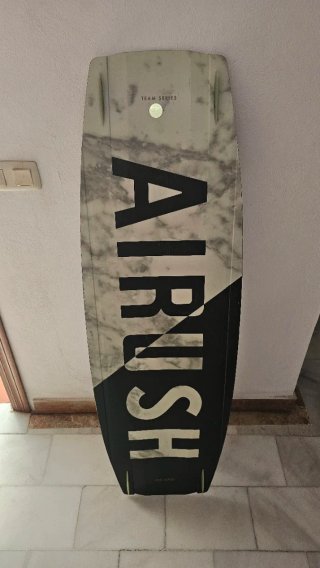 Tabla Kitesurf Carbono Team Series