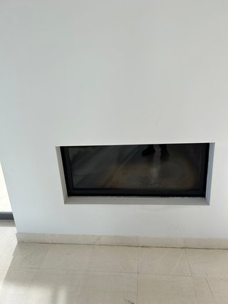 Chimenea de leña empotrada