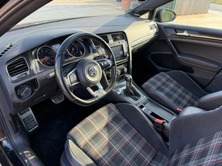 Volkswagen Golf 7 Gti Performance.