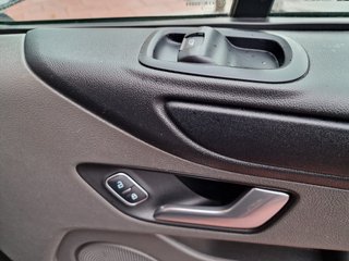 Ford Transit Custom 2022 2.0 TDCi Trend 9 Plazas