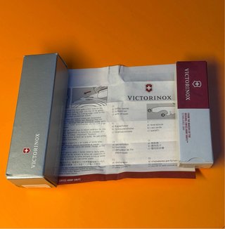 Scatole Victorinox WorkChamp e Onefold Alox