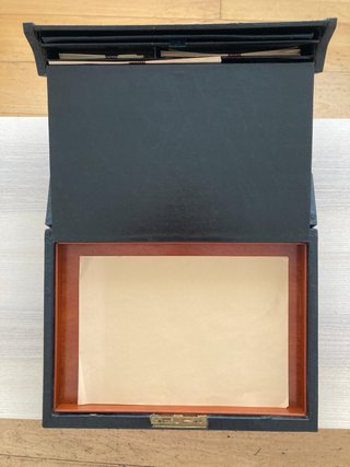 Escritorio maletín antiguo de viaje negro