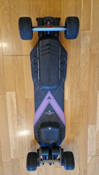 Skate Eléctrico Backfire Zealot S