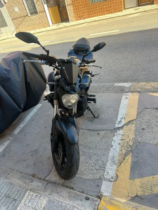 Yamaha MT-07 Negra