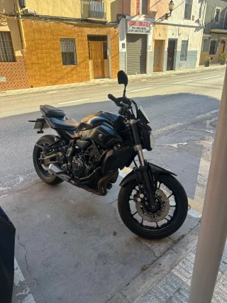 Yamaha MT-07 Negra