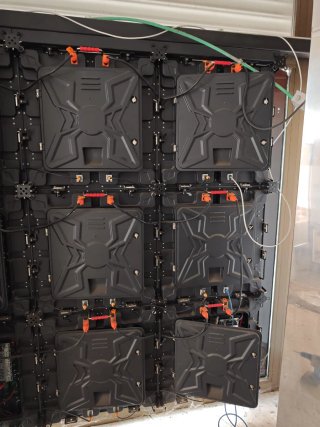 Pantallas LED para publicidad. Yes Tech.