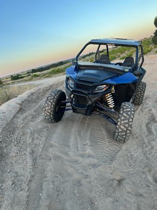 Arctic Cat Wildcat 700 Sport XT Buggy abril 2016