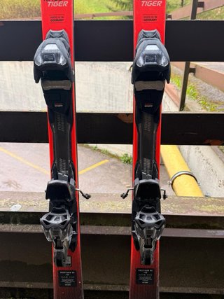 Sci Volkl Racetiger RC 165cm 2026