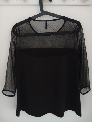 Blusa fiesta T40 negra manga transparente