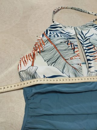 Costume da bagno con stampa a foglia blu