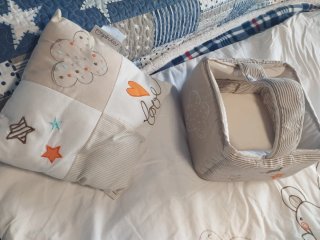 Ropa de cuna y chichonera
