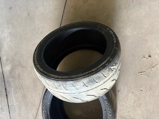 Toyo R888R 265/35/18 Neumático
