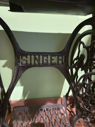 Máquina de coser Singer  FUNCIONA PERFECTAMENTE