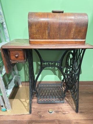 Máquina de coser Singer  FUNCIONA PERFECTAMENTE