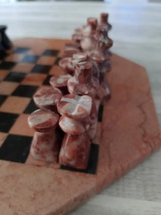 Ajedrez de mármol