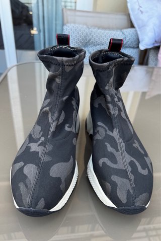 Botines Deportivos Camuflaje Weekend