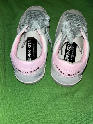 Golden Goose Sneakers Blancas y Rosas