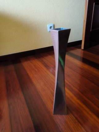 Jarrón decorativo gris y rosa