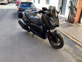 Yamaha Xmax 400 Iron Max Negra