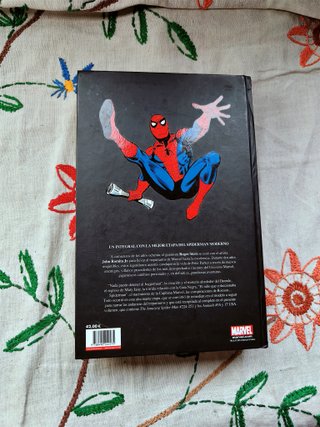 Asombroso Spiderman Roger Stern. Marvel Héroes.