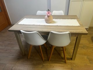 Mesa extensible de comedor madera clara