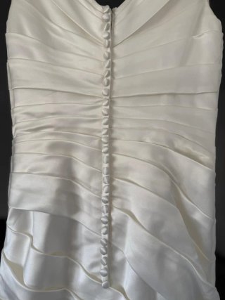 Vestido de Novia color Champagne Encaje. Talla 38