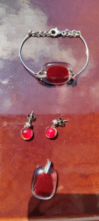 Conjunto artesanal de plata y vidrio