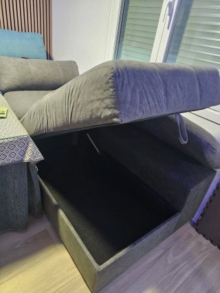 Sofá chaiselongue 2 partes con 2 puf