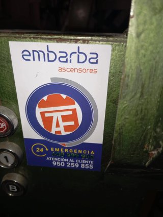 Ascensor embarba