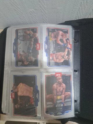Álbum de cartas UFC Topps Gold Label