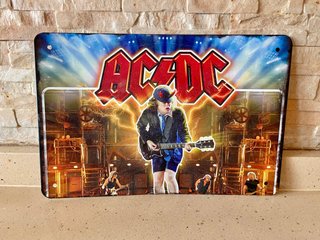 Cartel Metálico AC/DC - Angus Young Estilo Vintage