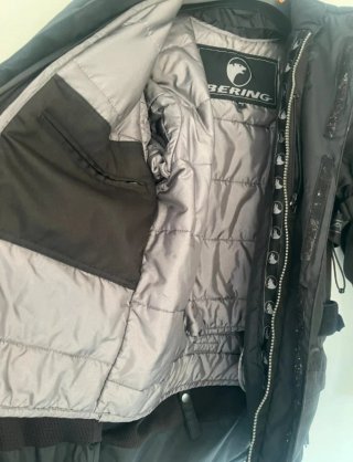 Casaco de Motociclismo Preto marca Bering