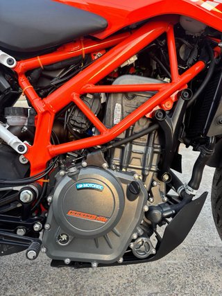 KTM 390 Duke - Naranja