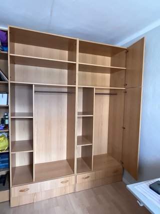 Armario símil madera beige